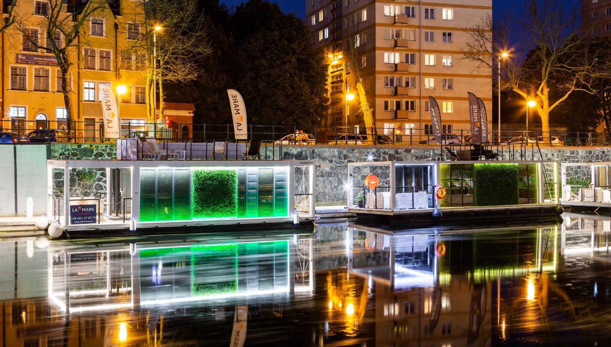 Domy Na Wodzie - La Mare Motlava Houseboats With Sauna By Downtown Apartments Gdańsk Exterior foto